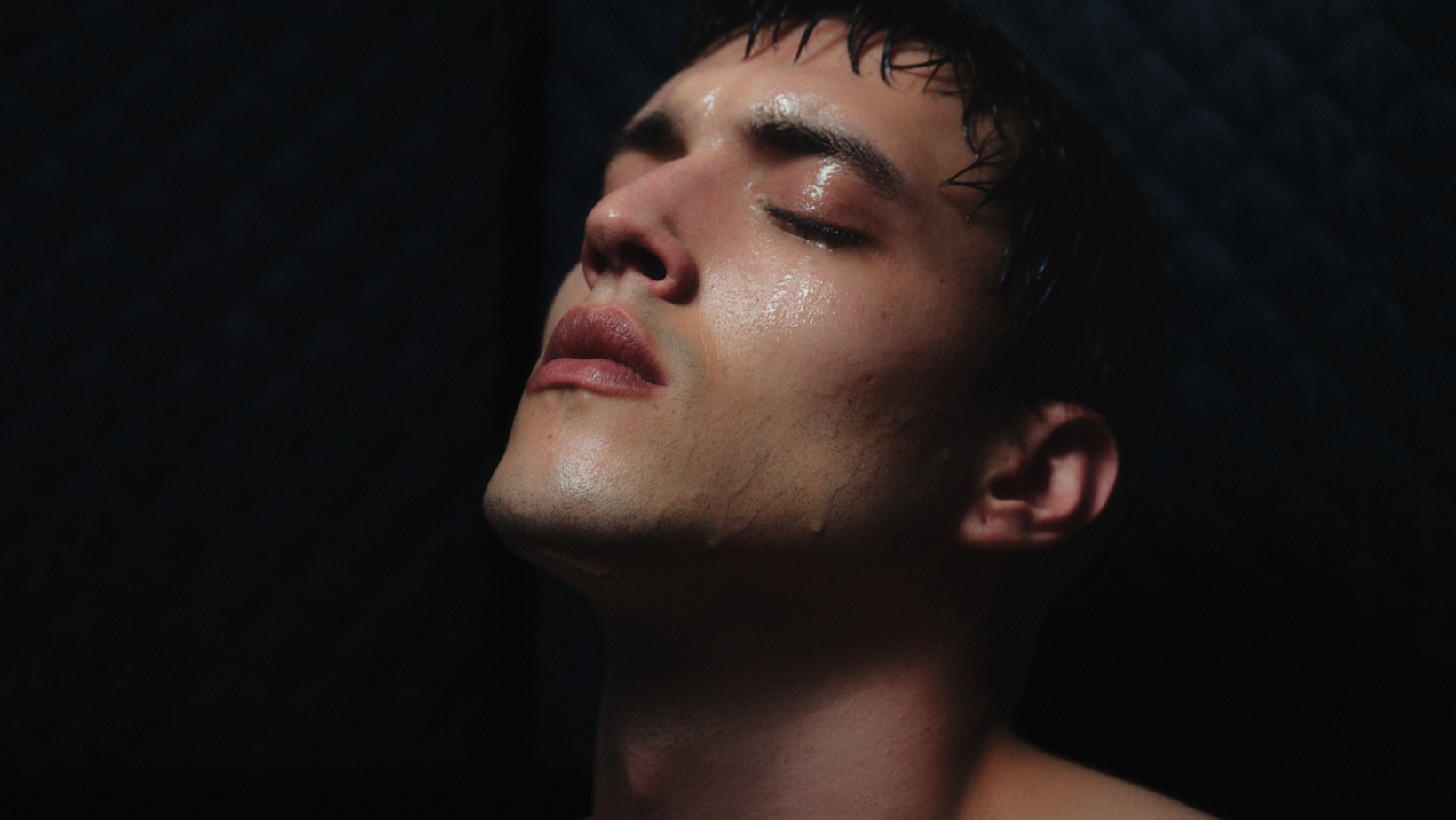 Cómo usar el sauna para dormir más y mejor